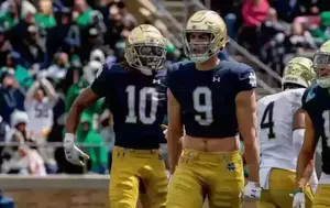 Kris Mitchell (#10) and tight end Eli Raridon (#9), Photo Courtesy of ND Athletics